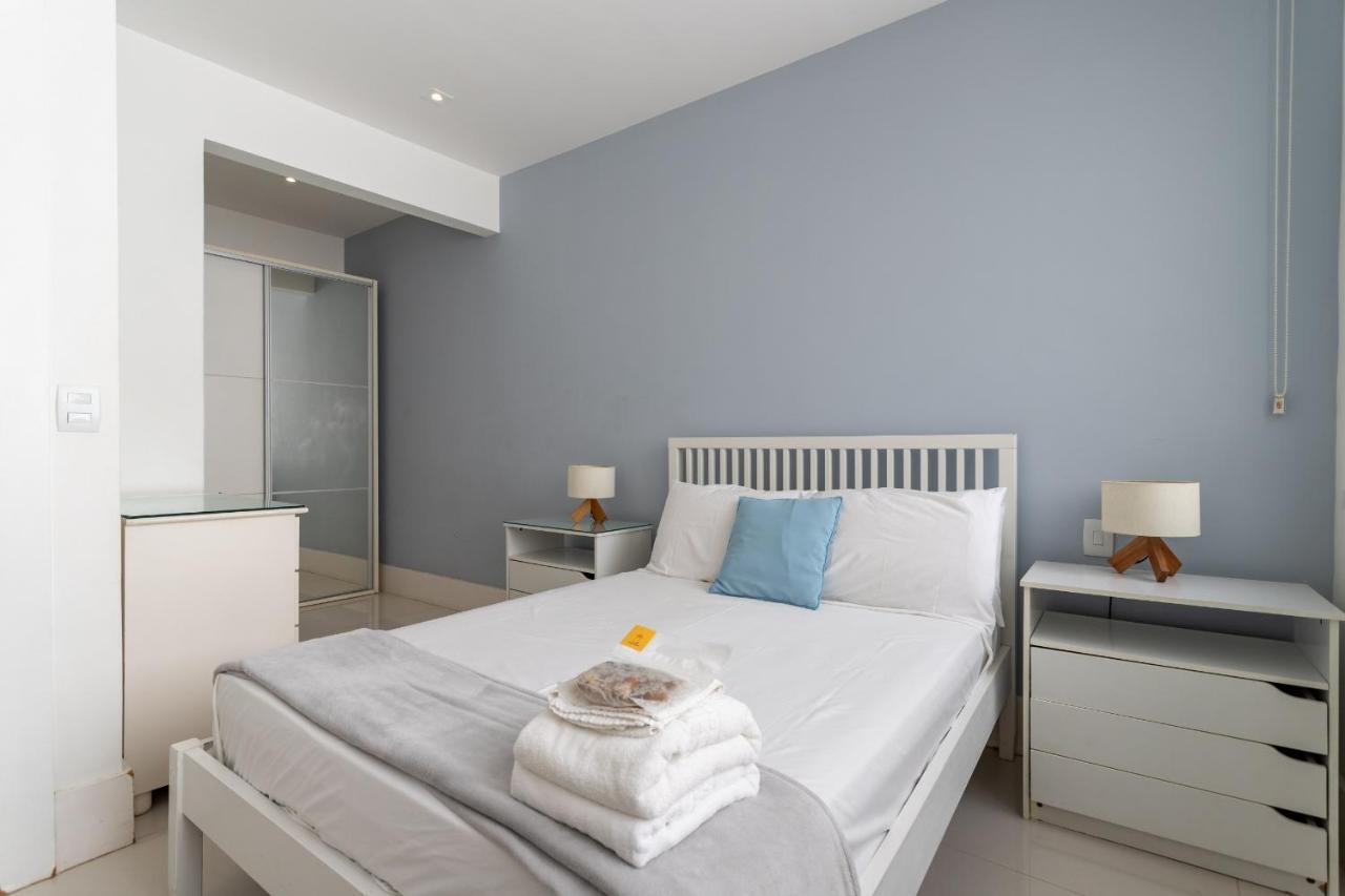 Pineapples SL1001 - Luxuoso apartamento à uma quadra da praia de Copacabana Rio de Janeiro Exterior foto